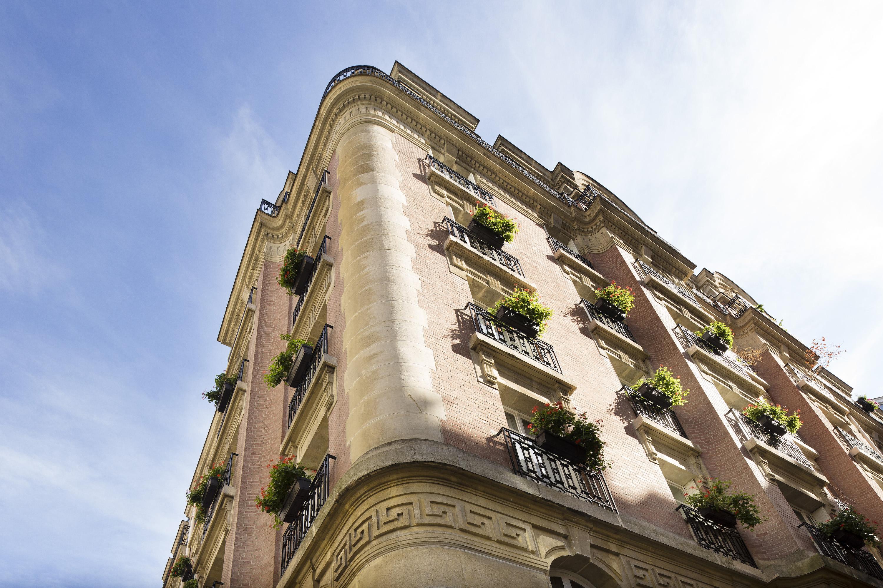 Hotel Ares Eiffel Paris Exterior photo